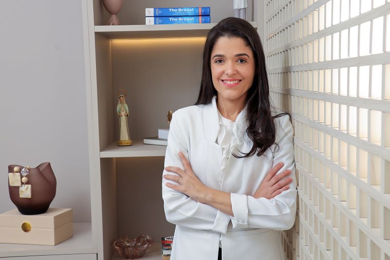 Dra. Fernanda Ribeiro Arcanjo